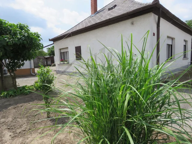 Eladó ház Győr, Ménfőcsanak 80 nm