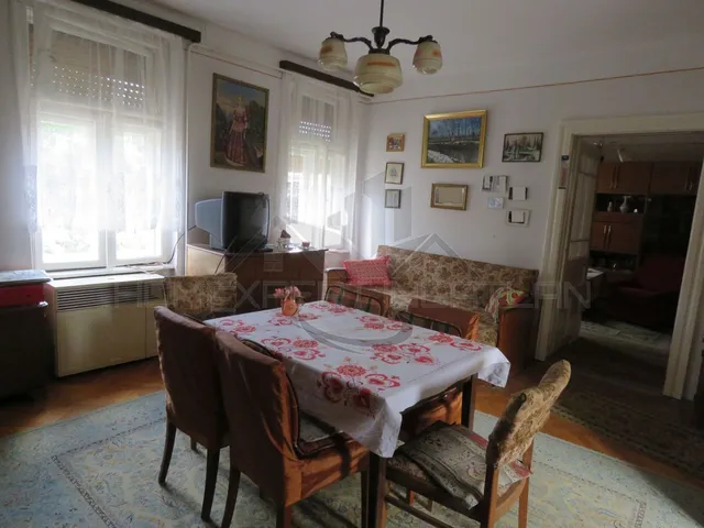 Eladó ház Nyúl 64 nm