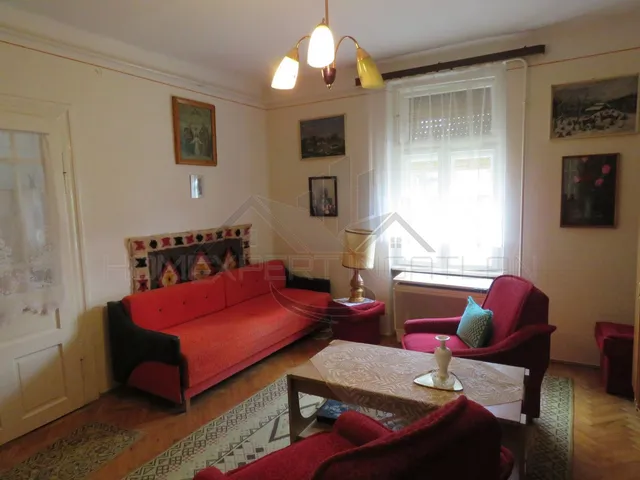 Eladó ház Nyúl 64 nm