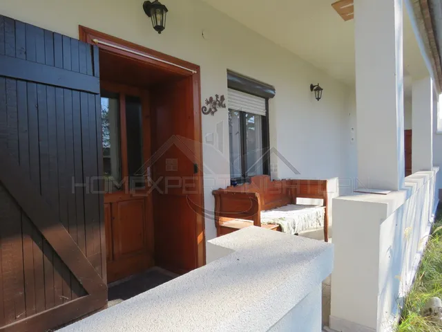 Eladó ház Fenyőfő 81 nm