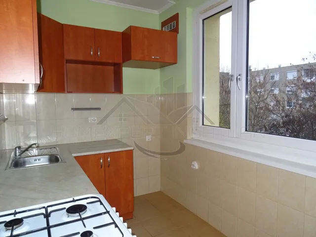 Eladó lakás Győr, Adyváros 53 nm