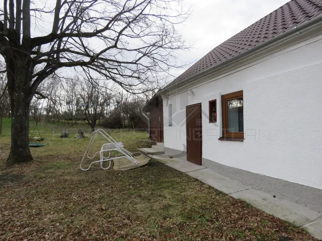 Eladó ház Fenyőfő 46 nm