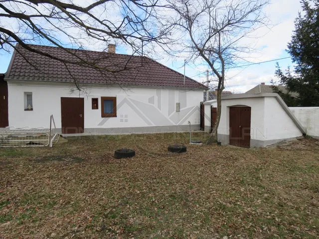 Eladó ház Fenyőfő 46 nm