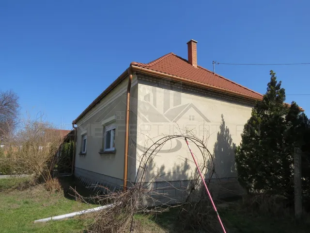 Eladó ház Győr, Ménfőcsanak 100 nm
