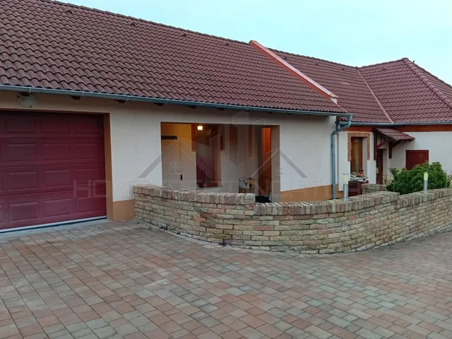 Eladó ház Győr, Ménfőcsanak 123 nm