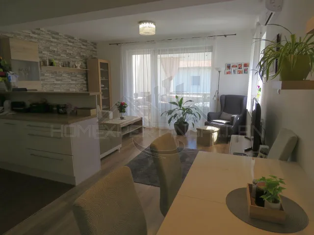 Eladó lakás Győr, Pinnyéd 79 nm