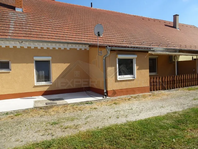 Eladó ház Nagyszentjános 60 nm