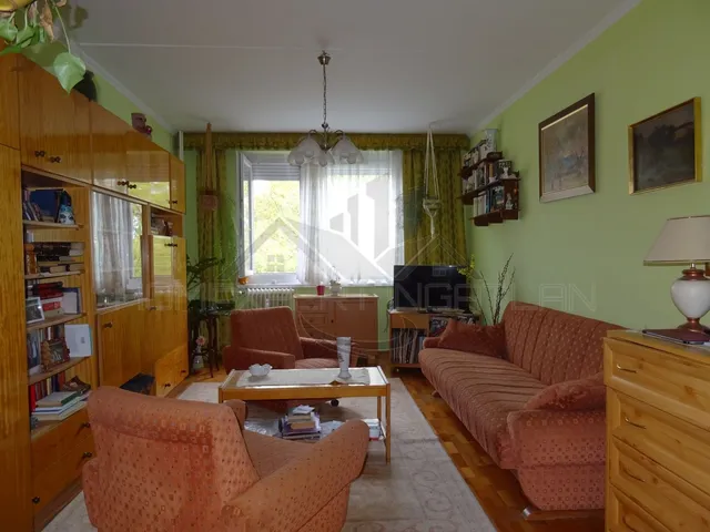 Eladó lakás Győr, Adyváros 53 nm