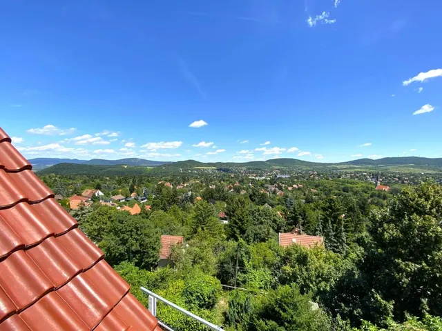 Eladó ház Budapest II. kerület 392 nm