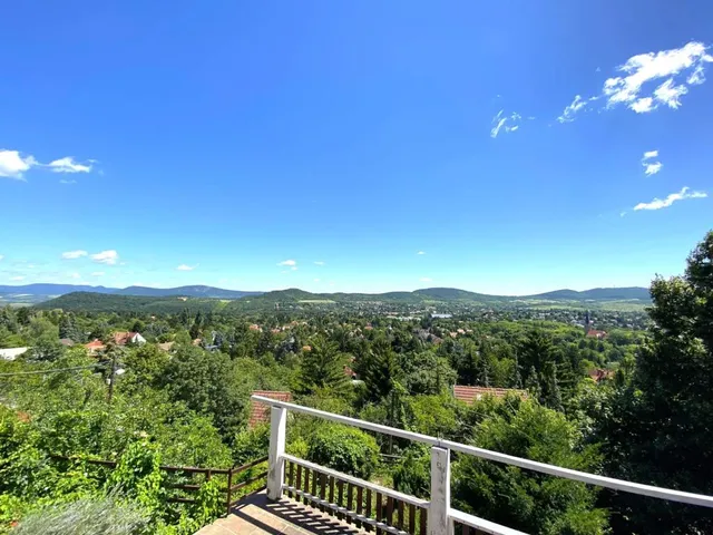 Eladó ház Budapest II. kerület 392 nm