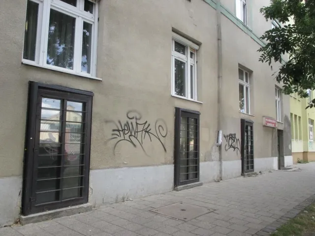 Kiadó kereskedelmi és ipari ingatlan Budapest XI. kerület 85 nm
