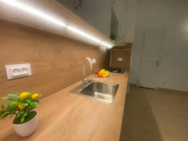 Kiadó lakás Budapest VI. kerület, Zichy Jenő utca 74 nm