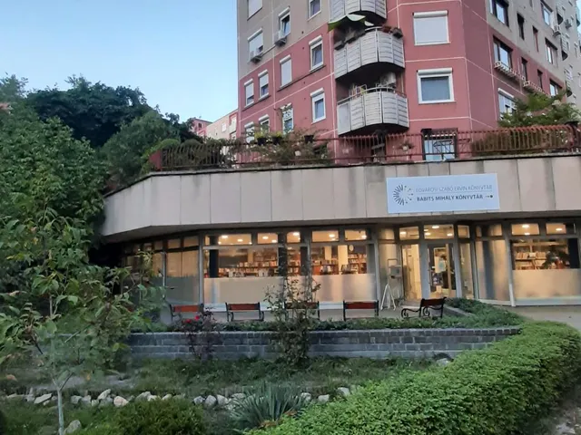 Eladó lakás Budapest IV. kerület, Lóverseny tér 84 nm