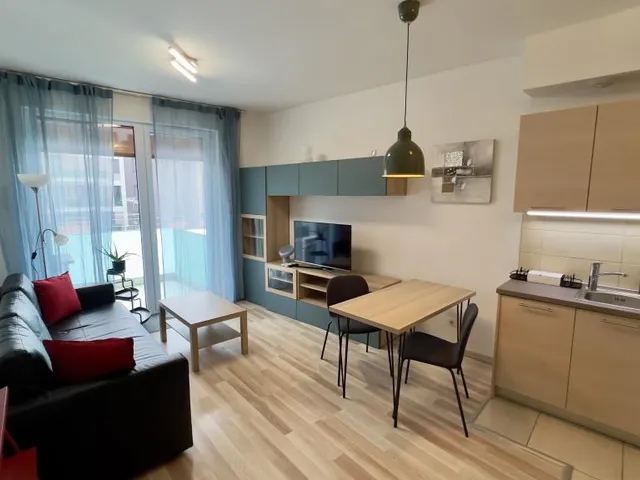 Kiadó lakás Budapest VIII. kerület, Corvin sétány 48 nm