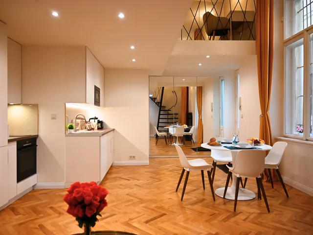 Kiadó lakás Budapest VI. kerület, Nagykörúton belüli terület, Nagymező utca 50 nm