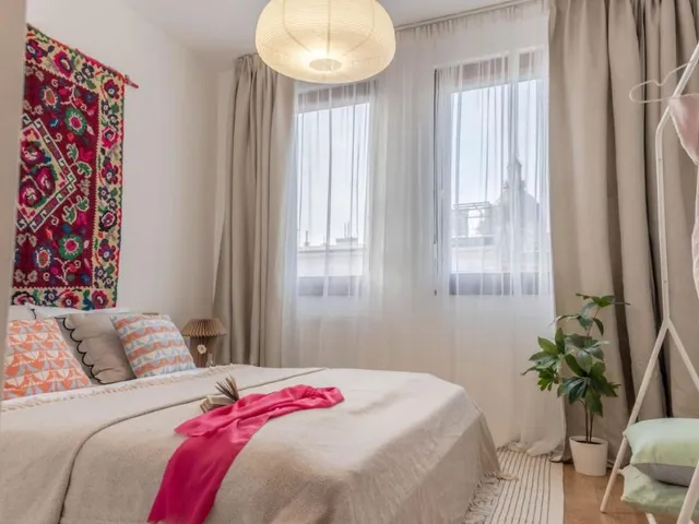 Kiadó lakás Budapest VI. kerület, Nagykörúton belüli terület, Paulay Ede utca 50 nm