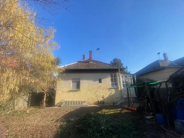 Eladó ház Budapest XV. kerület, Csővár utca 50 nm