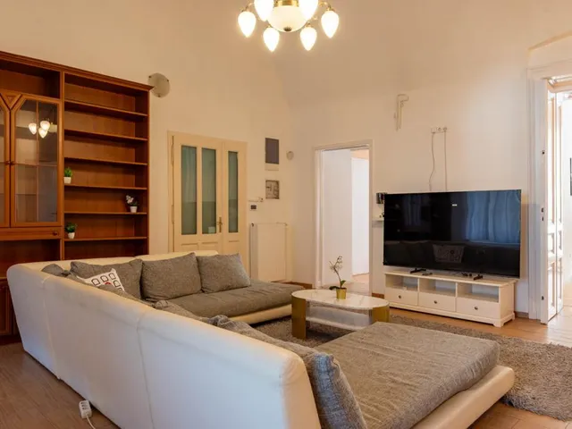 Kiadó lakás Budapest V. kerület 165 nm