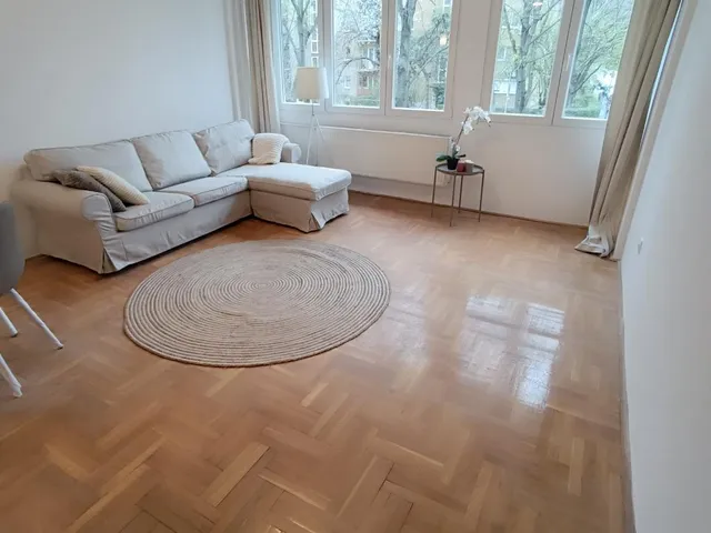 Eladó lakás Budapest III. kerület, Váradi utca 26 nm