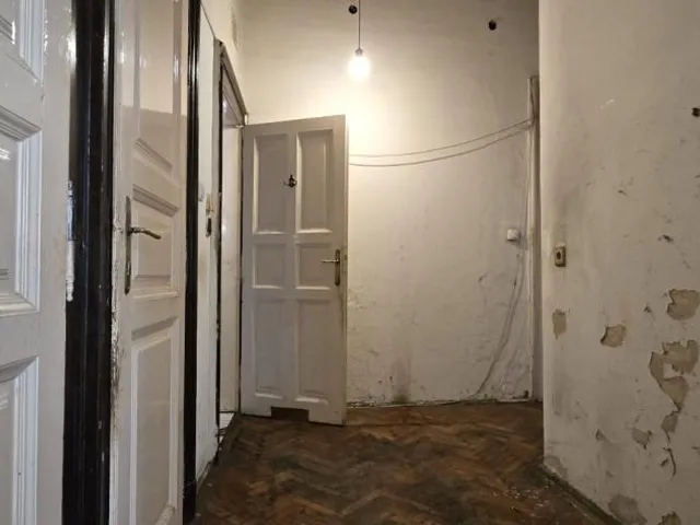 Eladó lakás Budapest VIII. kerület 82 nm