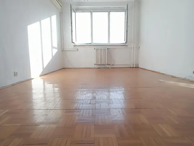 Eladó lakás Budapest III. kerület 65 nm