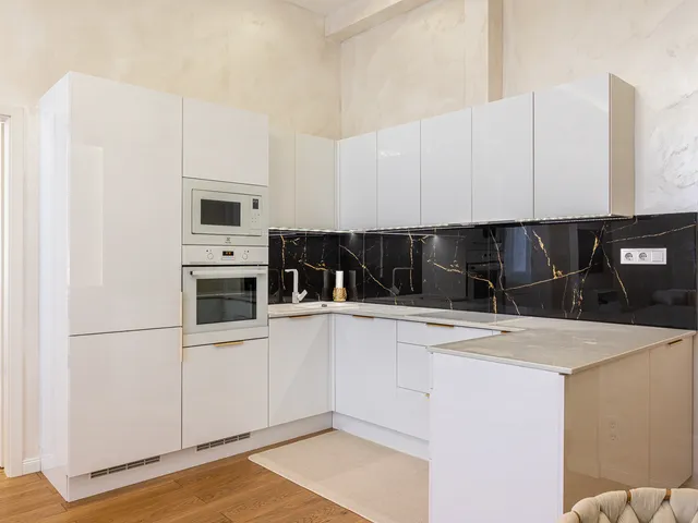 Kiadó lakás Budapest V. kerület, Lipótváros, Honvéd utca 80 nm