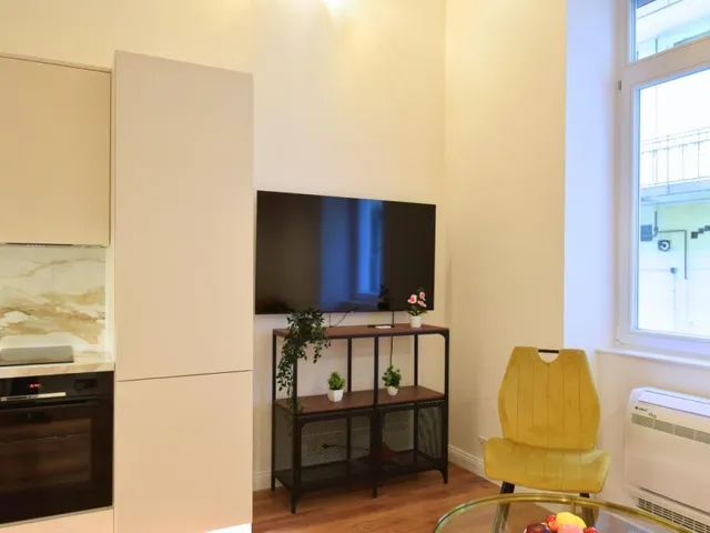 Kiadó lakás Budapest V. kerület, Királyi Pál utca 19 nm