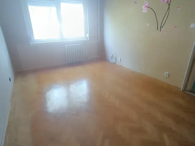 Eladó lakás Budapest III. kerület 59 nm