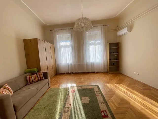 Kiadó lakás Budapest XV. kerület, Wysocki utca 44 nm