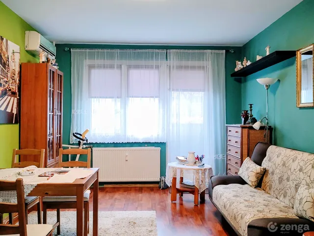 Eladó lakás Székesfehérvár, Tóváros 53 nm