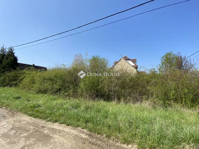 Eladó telek Abádszalók 510 nm