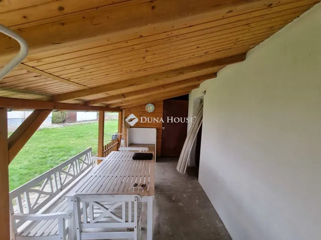 Eladó ház Poroszló 43 nm