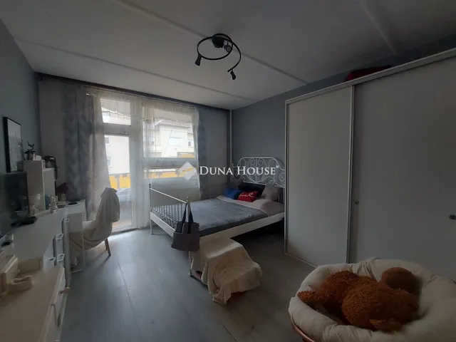 Eladó lakás Szolnok 93 nm