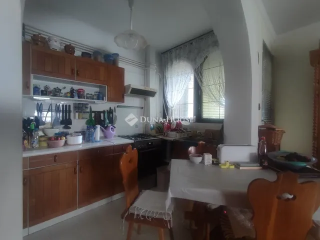 Eladó lakás Szolnok 73 nm