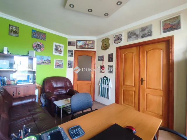 Eladó lakás Szolnok 114 nm