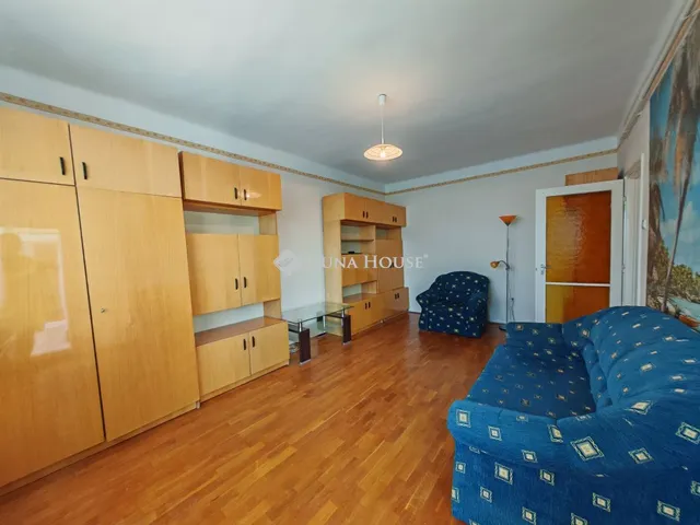 Kiadó lakás Szolnok 52 nm