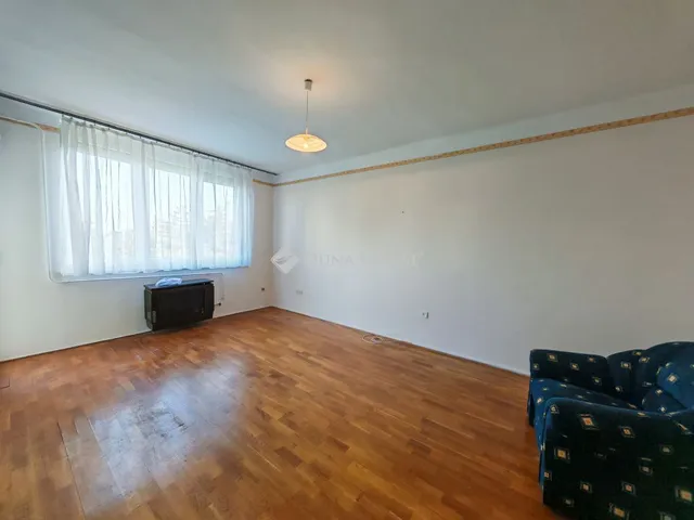 Kiadó lakás Szolnok 52 nm
