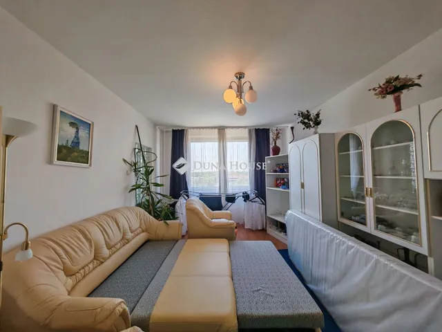 Eladó lakás Szolnok, Hild Viktor utca 71 nm