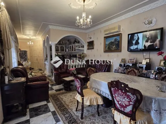 Eladó lakás Abony, Vasút út 92 nm