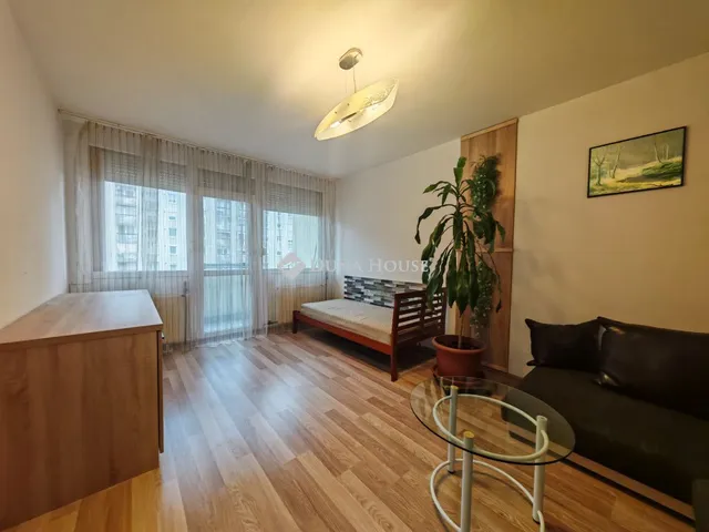 Kiadó lakás Szolnok, Aranyi Sándor utca 51 nm