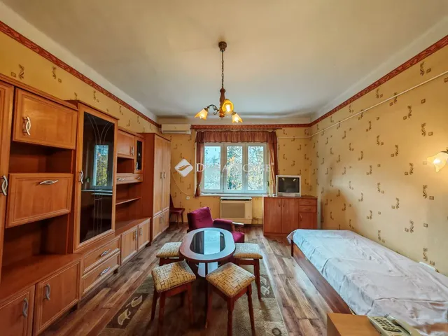 Eladó lakás Szolnok 34 nm