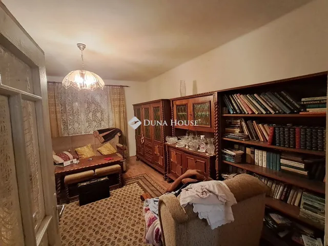 Eladó ház Tiszaföldvár, Óvirághegy III út 50 nm