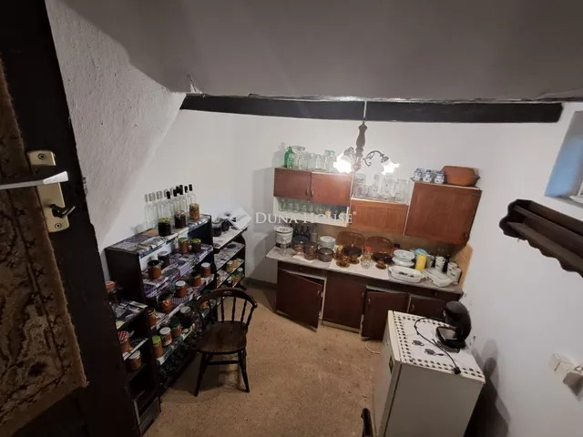 Eladó ház Tiszaföldvár, Óvirághegy III út 50 nm