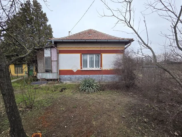 Eladó ház Törökszentmiklós 65 nm