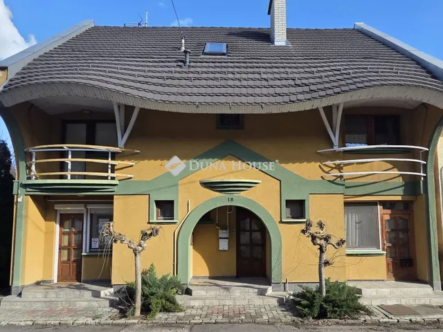 Eladó ház Szolnok 182 nm