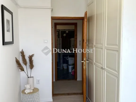 Eladó lakás Törökszentmiklós, Fáy András lakótelep 54 nm