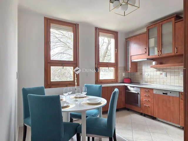 Eladó lakás Törökszentmiklós 54 nm