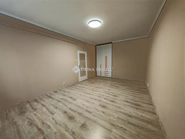 Eladó lakás Szolnok, Kolozsvári utca 43 nm