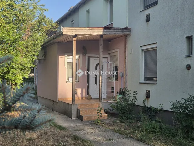 Eladó lakás Martfű 61 nm