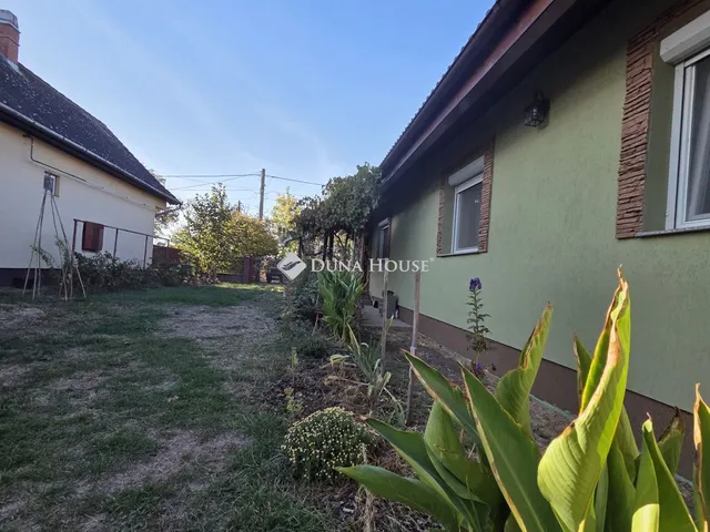 Eladó ház Karcag, Szamos utca 110 nm